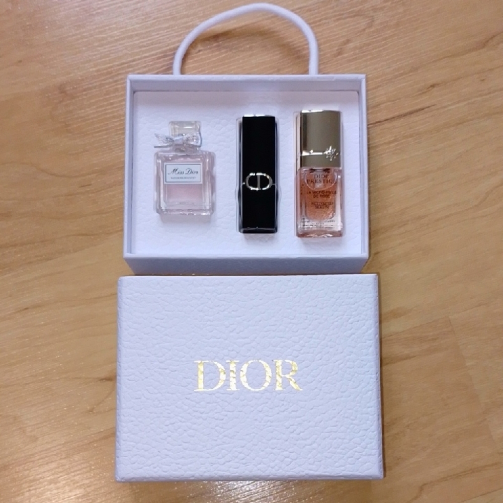 Dior Prestige Advanced Serum Lipstick Miss Dior EDT Gift Box Set